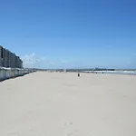 Magnific Holiday Home In Blankenberge Near Beach, Cleaning Included